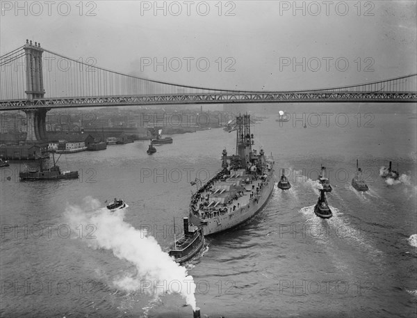 WYOMING from Brooklyn Bridge, between c1910 and c1915. Creator: Bain News Service.