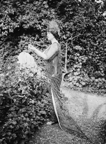 Baroness de Guestre, between c1910 and c1915. Creator: Bain News Service.
