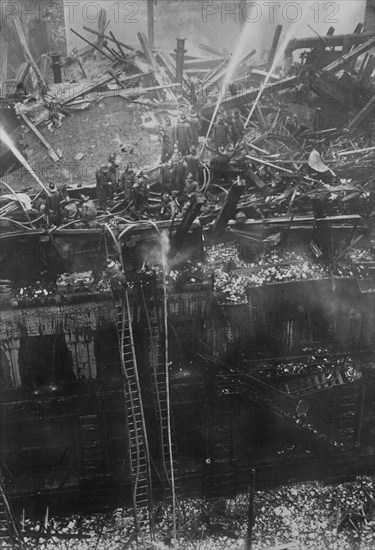 Missouri Athletic Club Fire, between c1910 and c1915. Creator: Bain News Service.