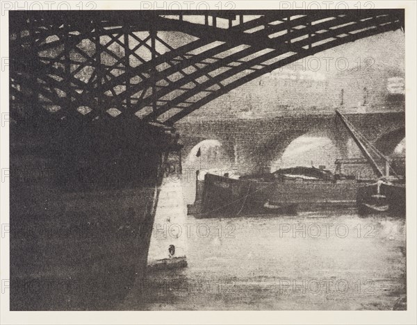 Le pont des arts. From the portfolio: Robert Demachy, c.1890-1914. Creator: Robert Demachy.