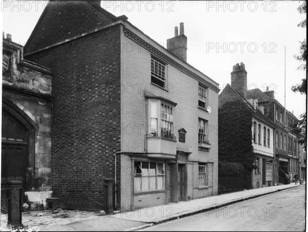Front elevation of 8 College Street, Winchester, Hampshire; formerly the residence of Jane Austen, 1906.