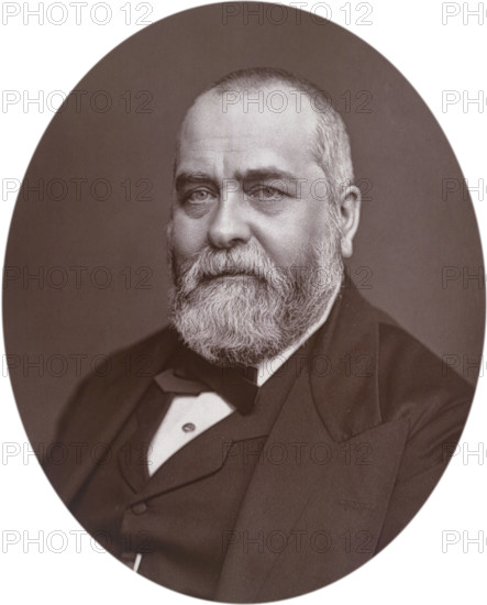 Sir Francis Philip Cunliffe Owen, director of the South Kensington Museum, 1880. In 1855, Cunliffe Owen was appointed one of the superintendents of the British section of the International Exhibition held at Paris, under Sir Henry Cole. In 1857 he was made deputy general superintendent of the South Kensington Museum. This was followed by his appointment in 1860 as assistant director, with Cole being director of the museum, and secretary of the Science and Art Department. In 1862, Owen was director of the foreign contingency of the second London Exhibition. In 1867, at the Paris Exhibition he was again second in command to Cole. In 1873 Owen became director of the South Kensington Museum, after Cole's retirement.