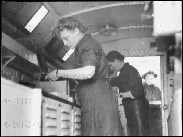 Royal Air Force No. 2 School of Photography, Palatine Road, Blackpool, 1942-1943. Creator: Barnet Saidman.