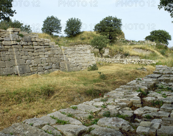 Troy II stratum, Troy, Turkey, Bronze age, 2500-2300 BC (2000). Creator: Unknown.