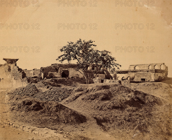 India: a ruined building, c1858. Creator: Felice Beato.