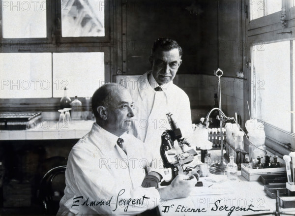 Edmond Sergent (sitting) and Etienne Sergent. Creator: Unknown.