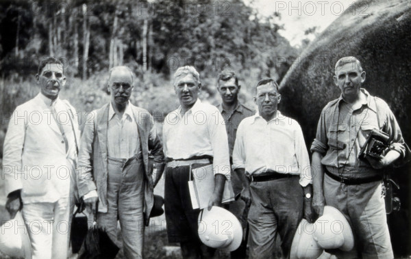 Sir Ronald Ross, JW Scharff and four others. Creator: Unknown.