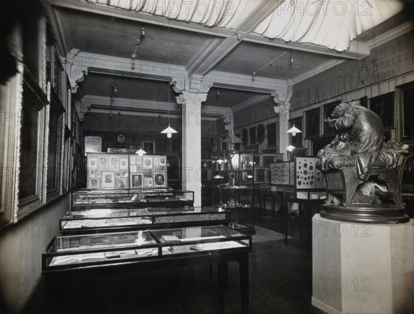 Wellcome Historical Medical Museum, Wigmore Street, London: the Jenner section of the Gallery... Creator: Unknown.