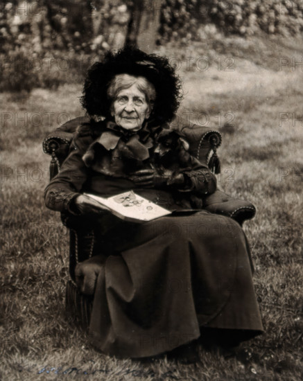 Dame Geneviève Ward. Creator: Unknown.