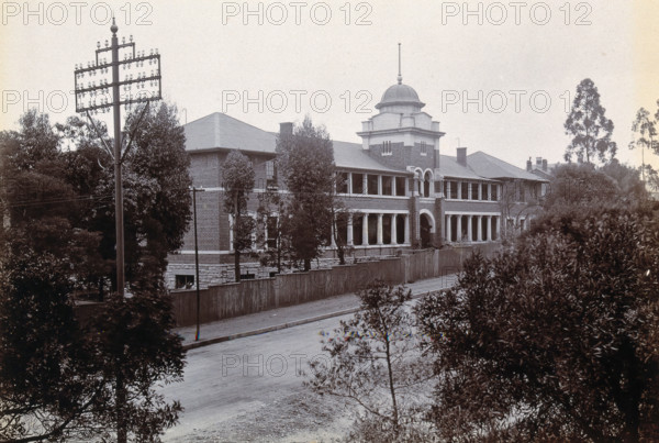 Johannesburg Hospital, South Africa: long two-storey building, possibly divided into wards, c1905. Creator: Unknown.