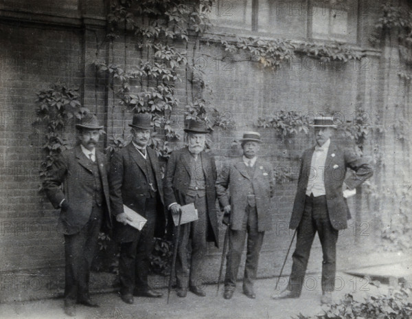 Edward Theodore Brewis, Hermann Thoms, Frederick Belding Power, Peter MacEwan and William..., 1909. Creator: Unknown.
