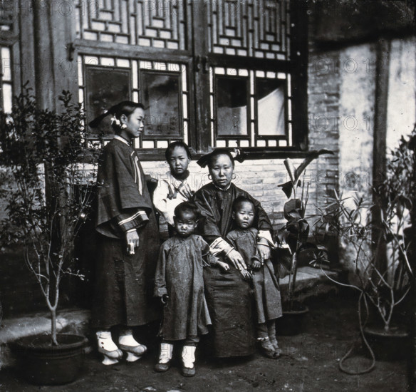 Peking, Pechili province, China, 1981 (from a negative of 1869). Creator: John Thomson.
