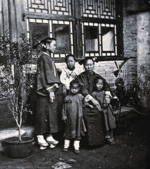 Peking, Pechili province, China, 1981 (from a negative of 1869). Creator: John Thomson.
