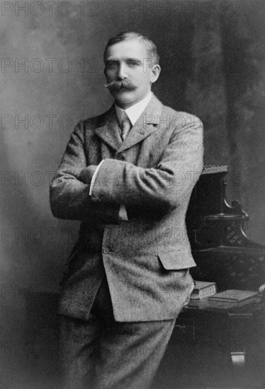 Henry Solomon Wellcome, late 19th-early 20th century. Creator: Lafayette.