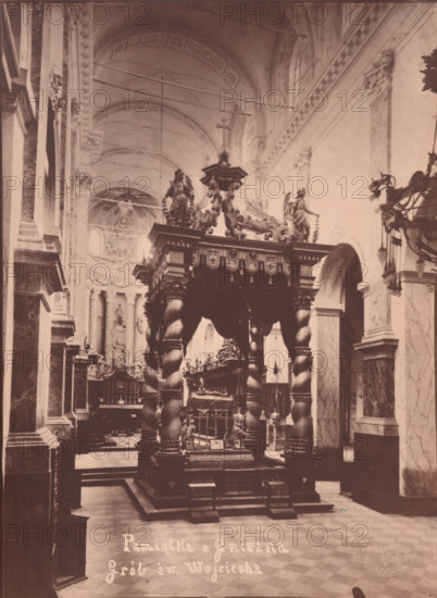 Cathedral Church of the Assumption of the Blessed Virgin Mary..., Gniezno, between 1920-1930. Creator: Pelagia Gdeczyk.