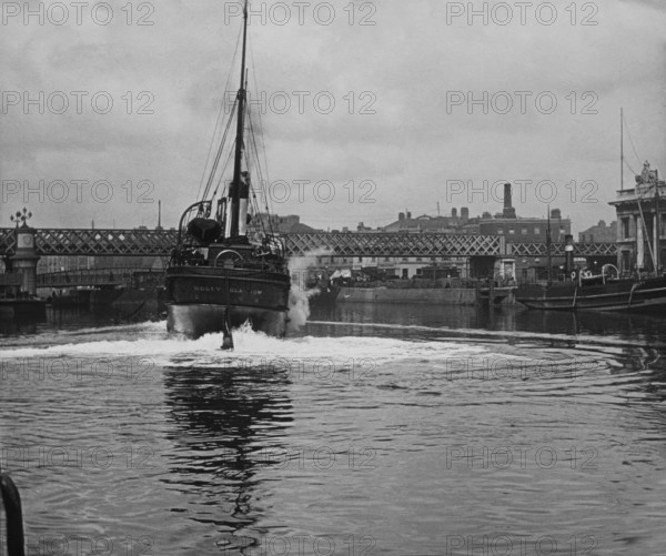 Steam ship (Holly Glasgow) possibly River Liffey, Dublin, Ireland, 1898. Creator: Robert Augustus Henry L'Estrange.