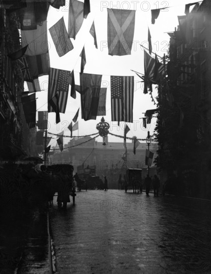 Queen Victoria's Royal visit to Dublin, Ireland, 4th April - 26th April, 1900. Creator: Robert Augustus Henry L'Estrange.