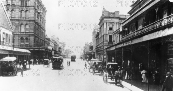 Looking down Queen Street past Edward Street towards 'The Bight', 1900. Creator: Unknown.