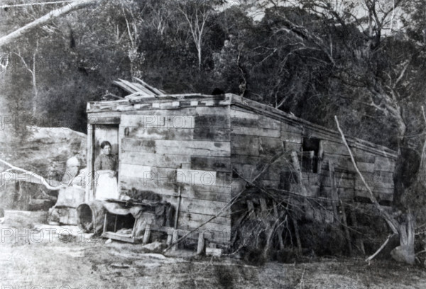 Old shack at Balmoral, Mosman, c1910s. Creator: Unknown.