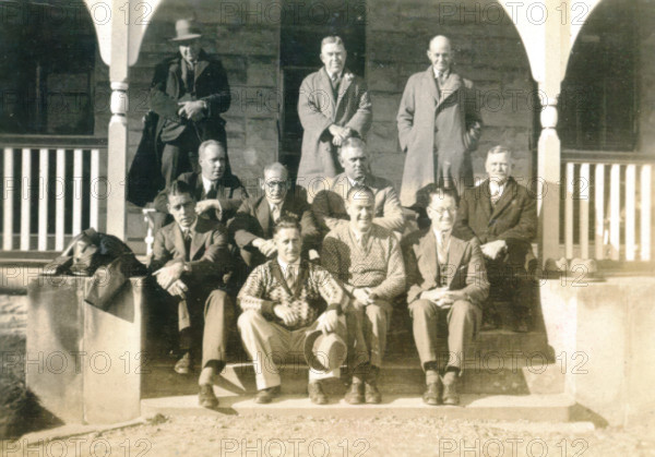 Aldermen and staff. Creator: Unknown.