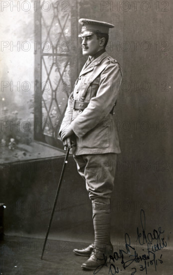 Captain Frank Page MC, photographed in 1915. Creator: Unknown.
