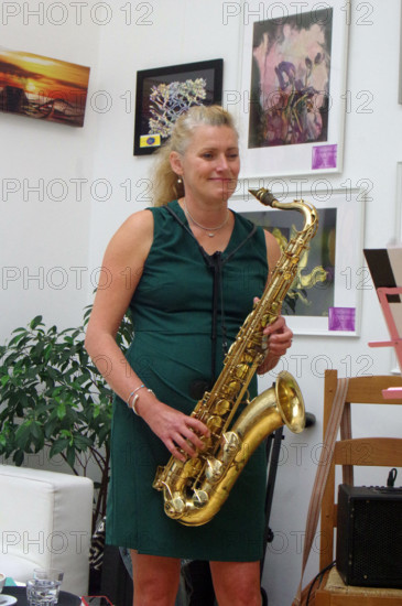 Jo Fooks, Jo Harrop and Friends, Clocktower Cafe Jazz Club, Croyden, London, 29 May 2025. Creator: Brian O'Connor.