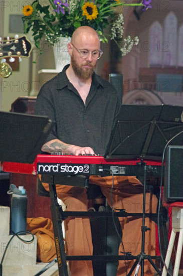 Oli Howe, Zoe Francis and Friends, Chris Coull Promotion, St Andrew’s Church, Hove, July 2025. Creator: Brian O'Connor.