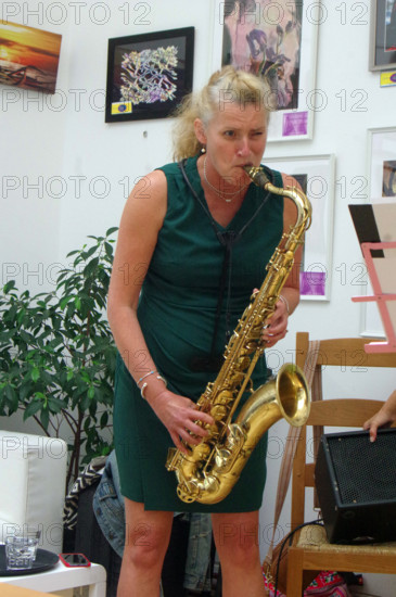 Jo Fooks, Jo Harrop and Friends, Clocktower Cafe Jazz Club, Croyden, London, 29 May 2025. Creator: Brian O'Connor.