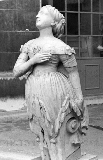 Terra Nova figure head, 1884. Creator: Unknown.