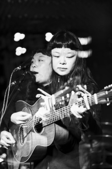 Maya Akechi and Alborg live at Hope & Anchor, Islington, London, May 2025. Creator: Annapaola Marchesani.