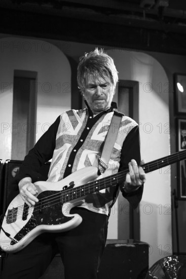 Chris Remington, Buzzcocks live at 100 Club, London, Jun 2023. Creator: Annapaola Marchesani.