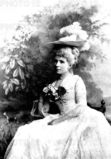 Lady Wolseley's costume ball at the Royal Hospital, Dublin, 1895. Creator: Lafayette.