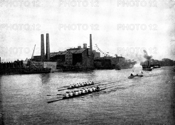 The Universities' Boat-Race: from Hammersmith Bridge, 1895. Creator: Stearn.
