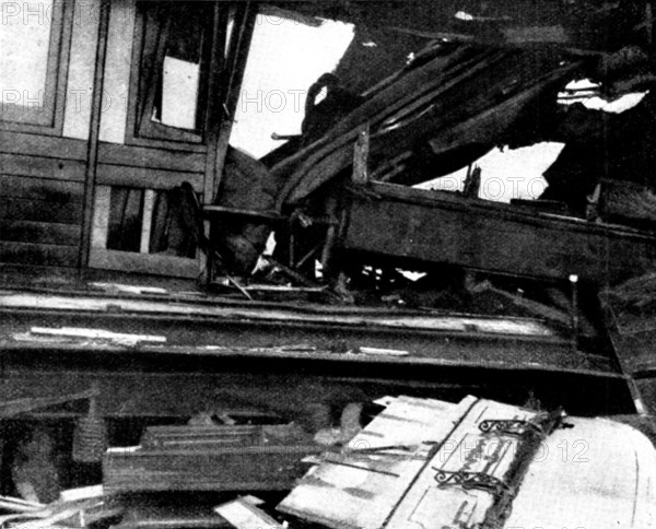 The accident to a Scotch Express, 1898. Creator: William Crooke.