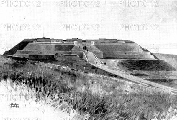 The Chinese Crisis: the fort on Talien-Wan Bay..., 1898. Creator: Unknown.