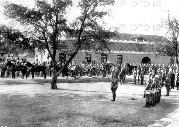 Burial of the late Sir Henry Havelock-Allan: departure of the funeral procession, 1898. Creator: Unknown.