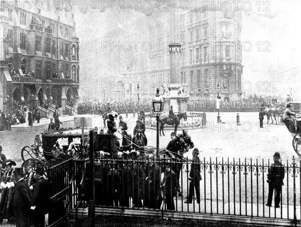 The Funeral of Mr. Gladstone: arrival of the Lord Mayor and Sheriffs at Westminster Abbey, 1898. Creator: SB Bolas & Co.