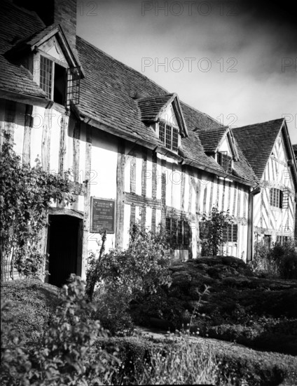 Mary Arden's House at Wilmcote, Stratford-on-Avon, c1955.  Creator: Arthur Charles Kirby Ware.