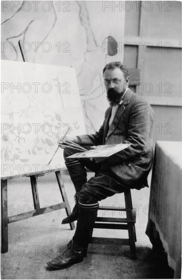 Henri Matisse in his studio in Issy-les-Moulineaux, 1909. Creator: Manuel, Henri (1874-1947).