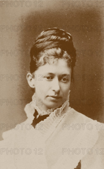 Portrait of the painter Elizabeth Thompson, Lady Butler (1846-1933), c1875. Creator: Photo studio Robert W. Thrupp, Birmingham .