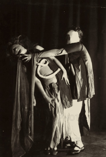 Harald Kreutzberg and Yvonne Georgi: "Bad Dreams", 1929. Creator: Robertson, Hans (1883-1950).