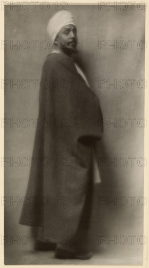 Otis Skinner (in \Kismet\), 1912. Creator: Arnold Genthe.