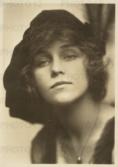 Portrait of a Woman, 1910s. Creator: Frank C Bangs.
