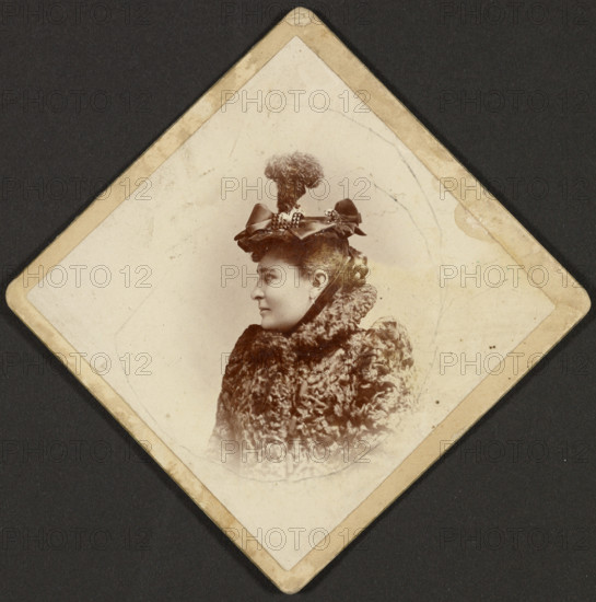 Portrait of a woman, 1889-1910. Creator: George M Dempsie.