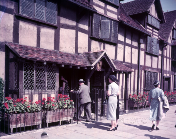 Shakespeare's birthplace, Stratford-on-Avon, Warwickshire, c1955.  Creator: Arthur Charles Kirby Ware.
