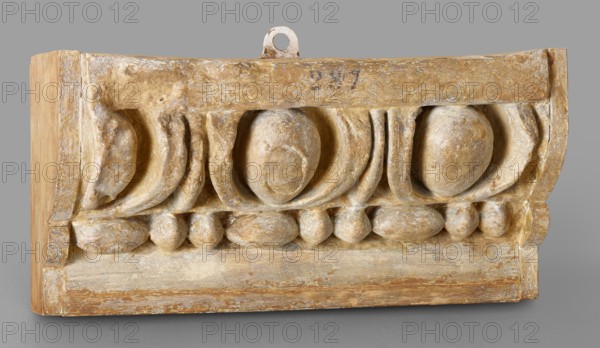 Cast showing egg-and-dart above bead-and-reel from lower cornice, 19th century. Creator: Unknown.