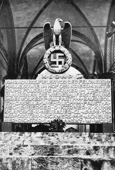 Memorial to the victims of the Beer Hall Putsch in Munich, 1935