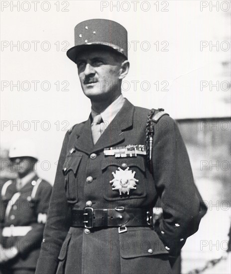 Leclerc, Philippe Marie de Hauteclocque, dit Belloy-Saint-Léonard, Somme 1902 - près de Colomb-Béchar 1947. Leclerc, maréchal de France à titre posthume en 1952.