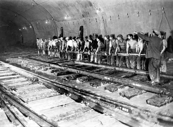 Les employés du métro parisien en 1941