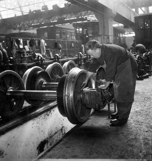 Les employés du métro parisien en 1950